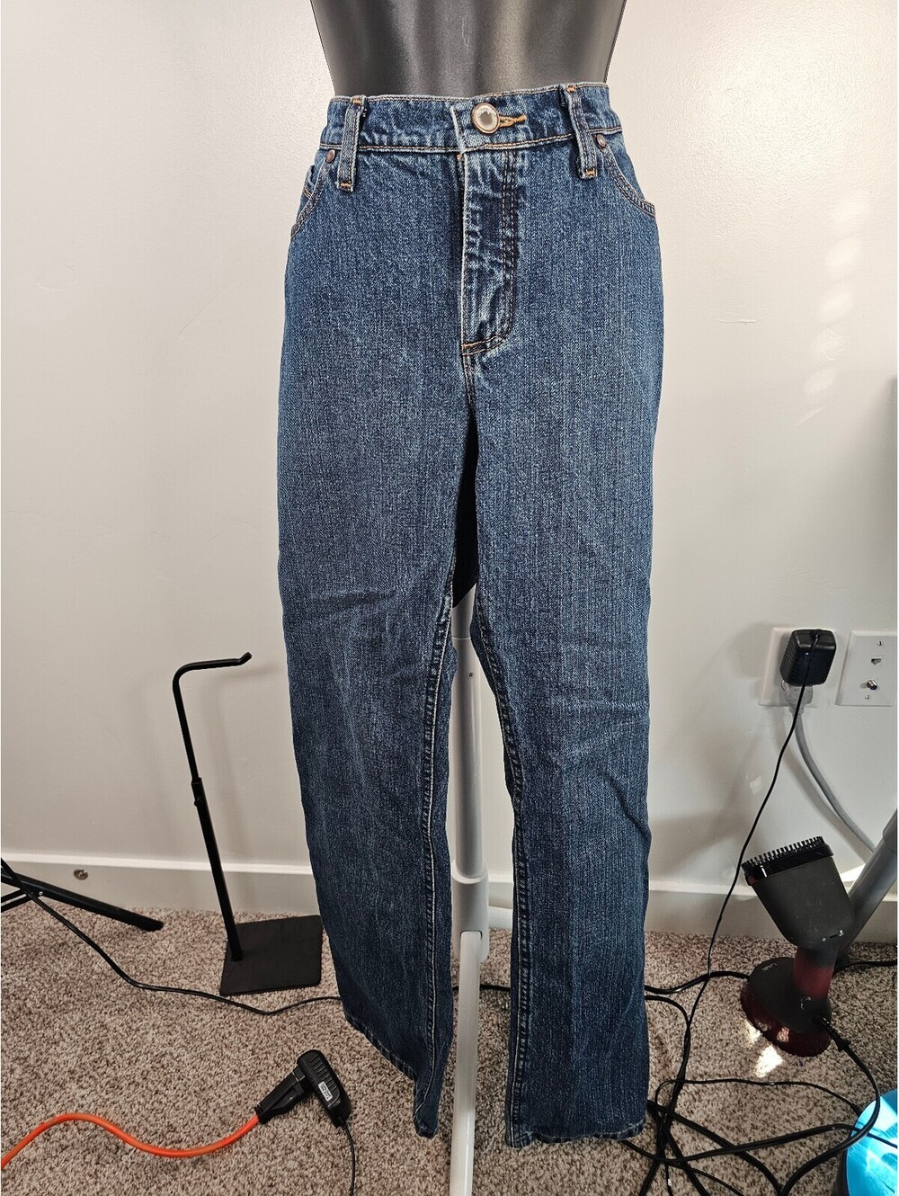 Wrangler Cowgirl Cut "Cash"Jeans Size 31 Waist